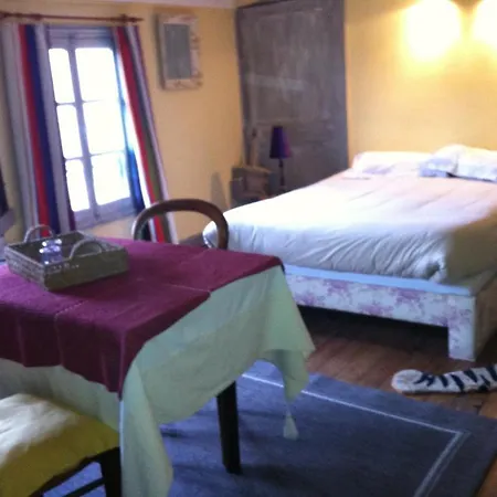 Maison Gaudin Bed & Breakfast *